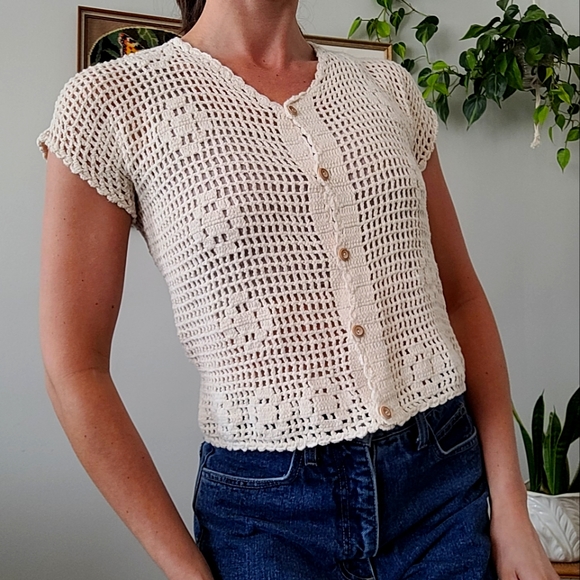 Vintage Tops - Crochet cardigan